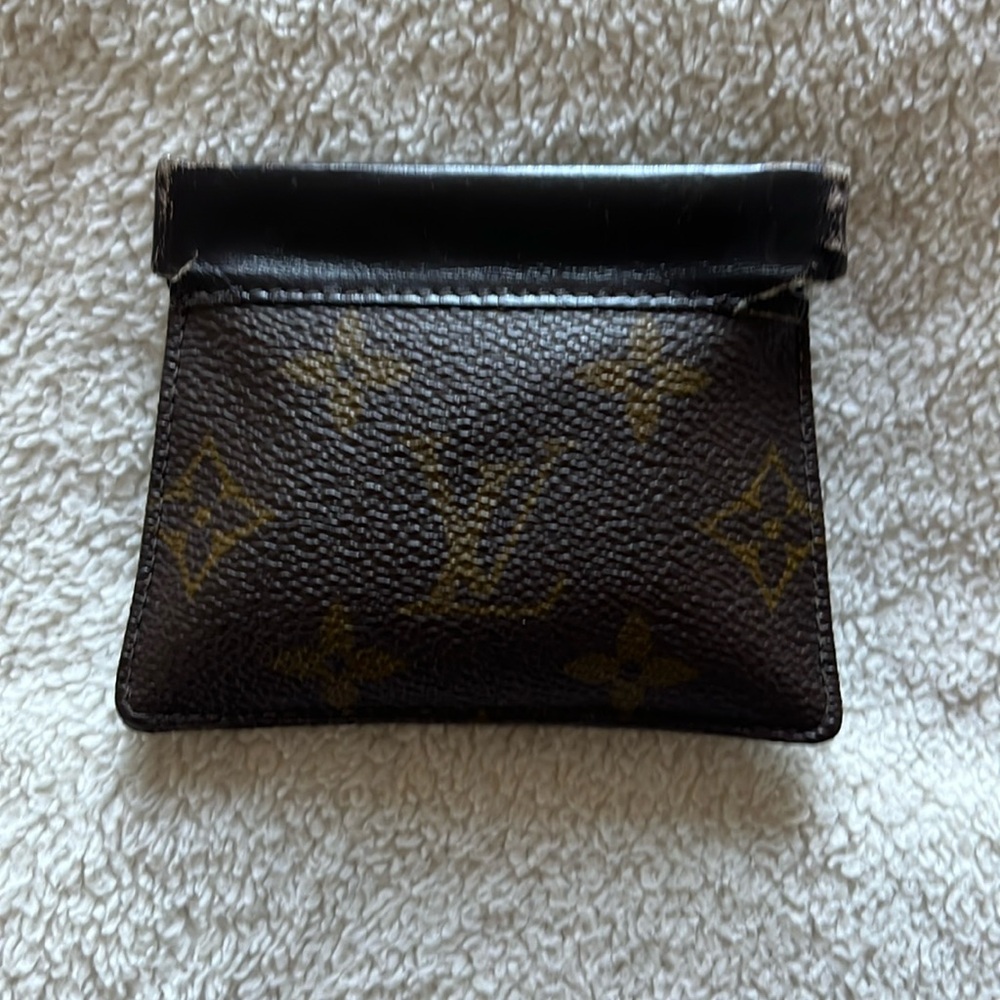 Authentic Louis Vuitton coin purse